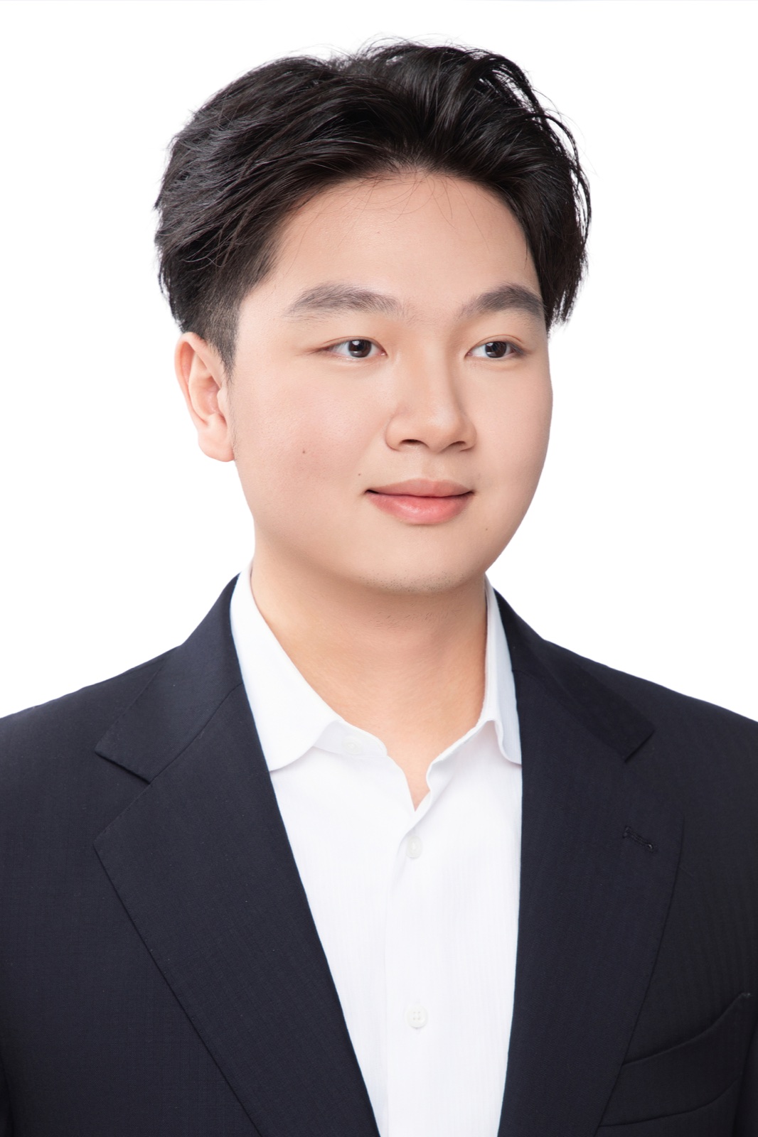 深辉教育创始人 Laurence 刘老师个人形象照